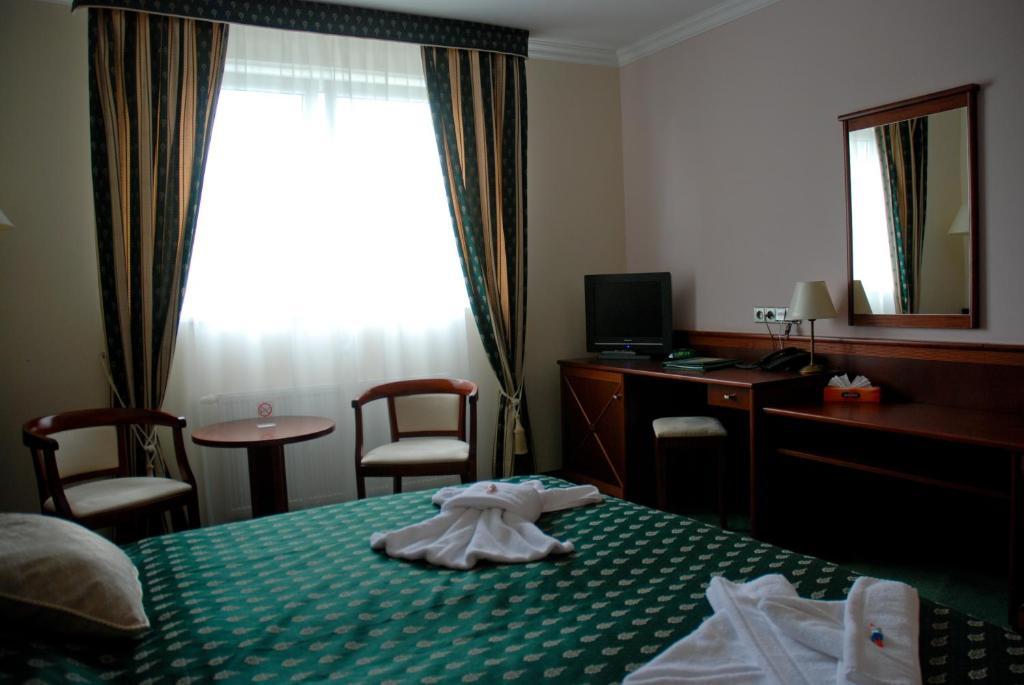 Komorni Hurka Cheb Zimmer foto